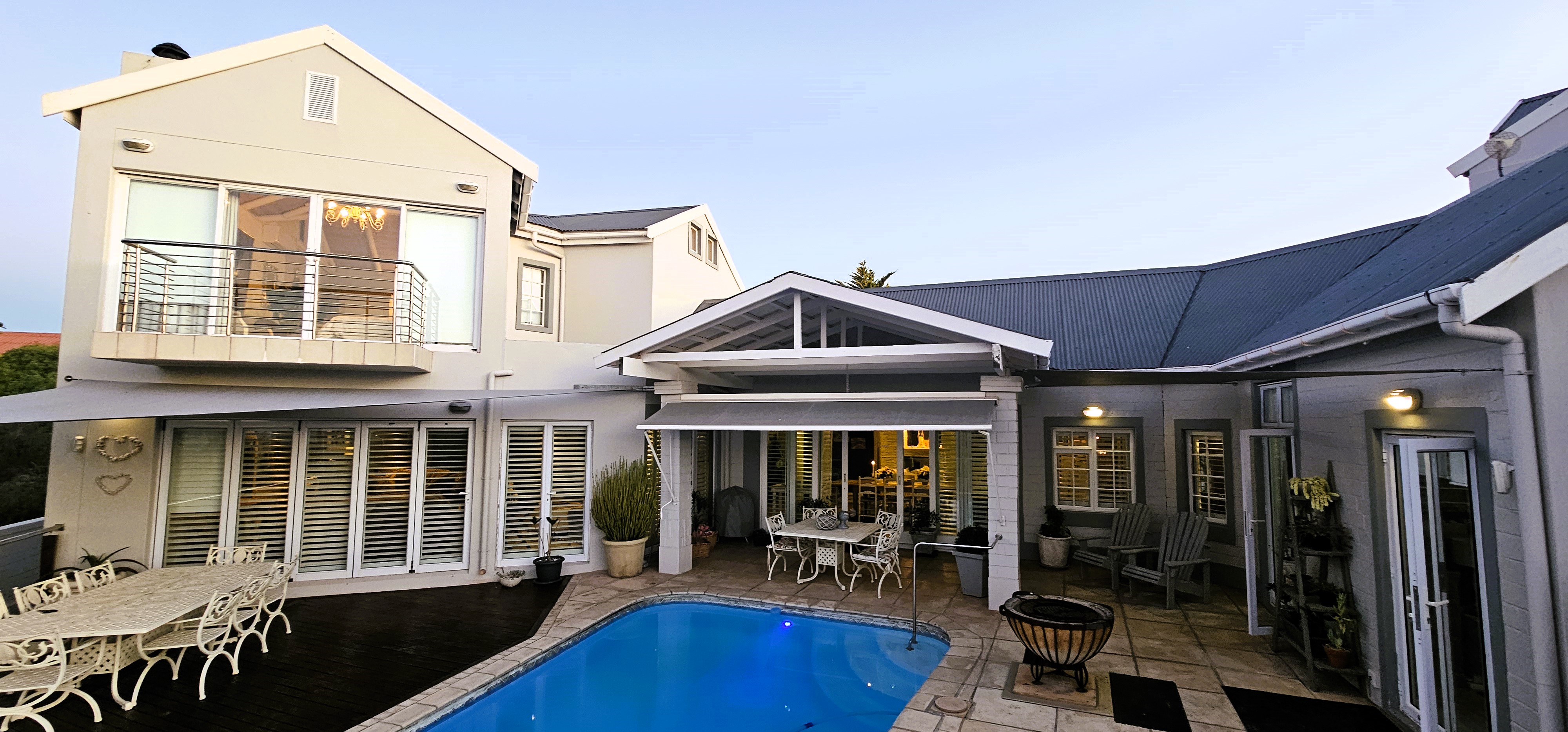 5 Bedroom Property for Sale in Myburgh Park Western Cape